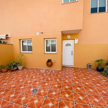 Duplex Oasis Palmar Con Piscina Holiday home Palm-mar